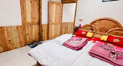 Vansh Green View Homestay Room Type - Deluxe Room