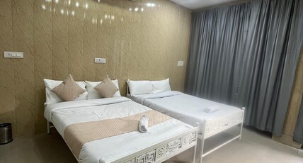Raj Inn | Lucknow Room Type - Standard Twin