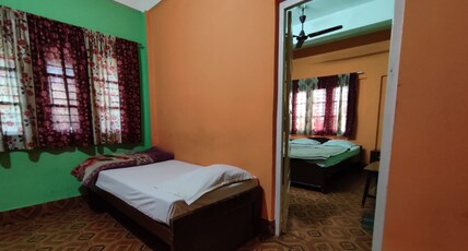 New Hindusthan Hotel Room Type - TRIPLE BED NON AC ROOM