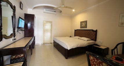 Samrat International A - Family Hotel Room Type - Deluxe Room Ac Samrat International A - Family Hotel Room Type - Deluxe Room Ac
