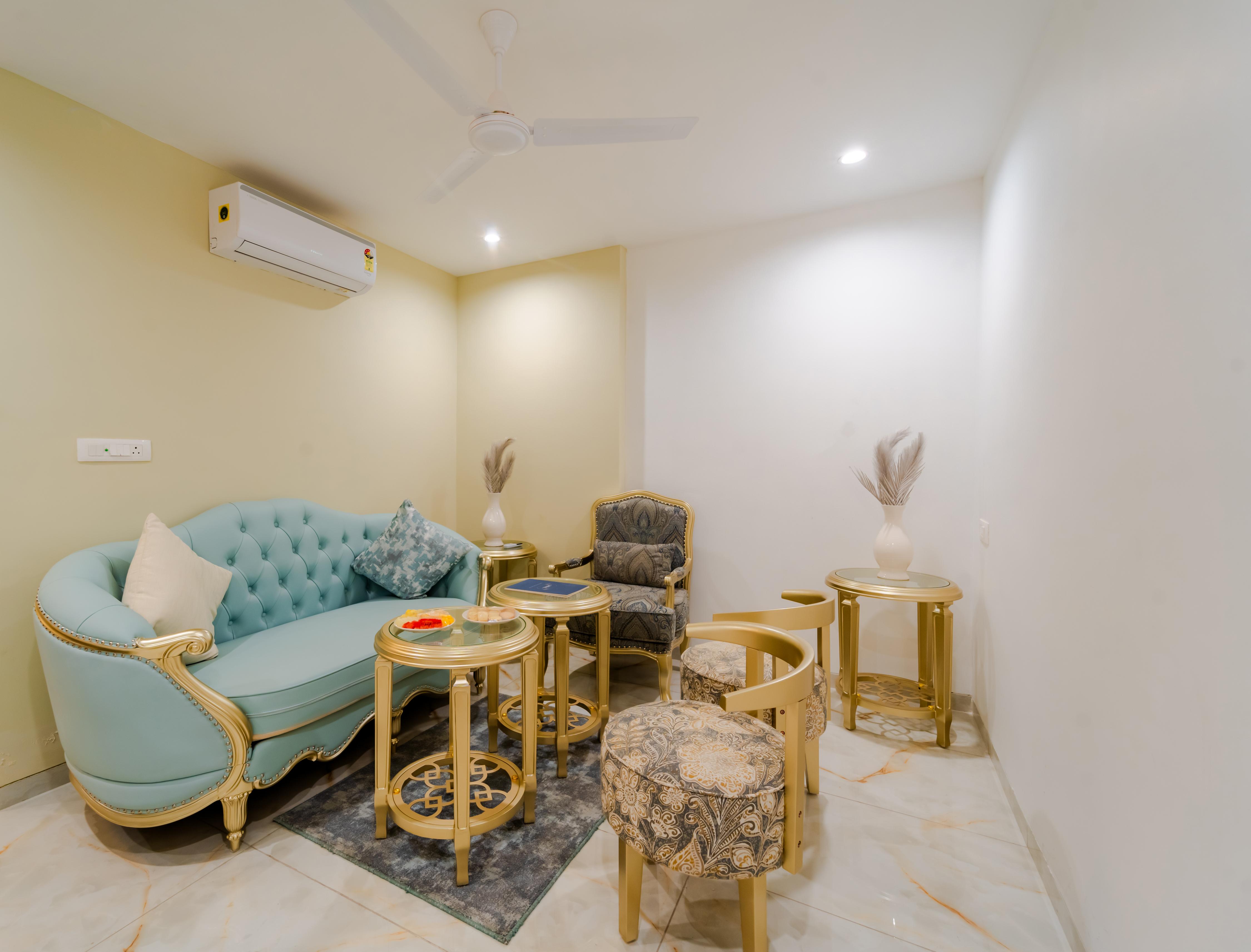 Studio By Jardin Hotels, Dewas Naka - Tap to explore photos