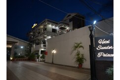 Hotel Sunder Palace