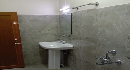 Montis Stay Room Type - Deluxe room