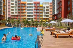 Lovely 2BR Sea-view Serviced Pool Apartment