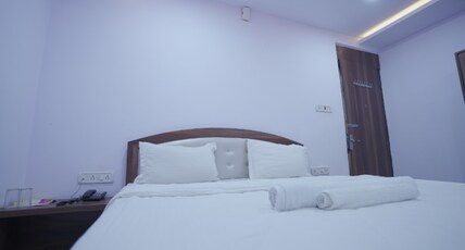 Hotel City Palace By WB Inn Room Type - Standard Ac room