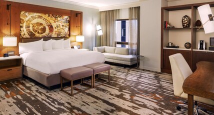Hilton Denver City Center Room Type - 1KNG 1BDR PRESIDENTIAL STE