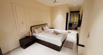 Hotel Corporate, Shivpuri Room Type - Super Deluxe Room