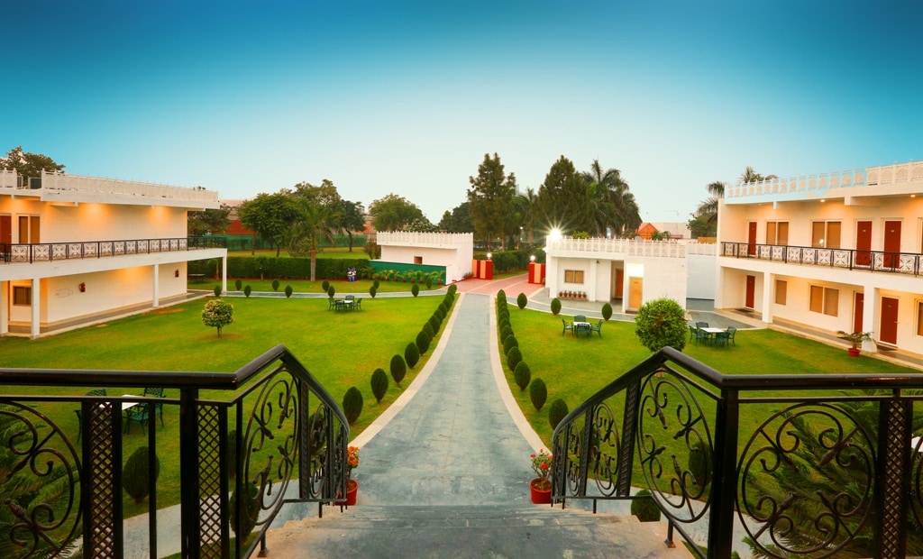 AapnoGhar Resort (Water Park & Amusement Park) Gurgaon - Tap to explore photos