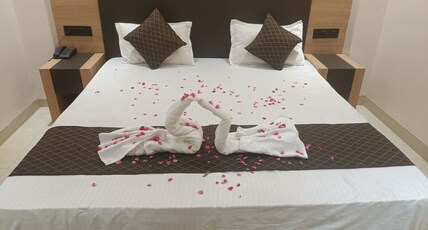 Rudram Inn Room Type - Deluxe Room