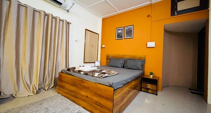 Serene Stays Room Type - Deluxe Room With AC