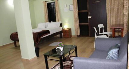 Guruvilla Hotel Room Type - Delax Room