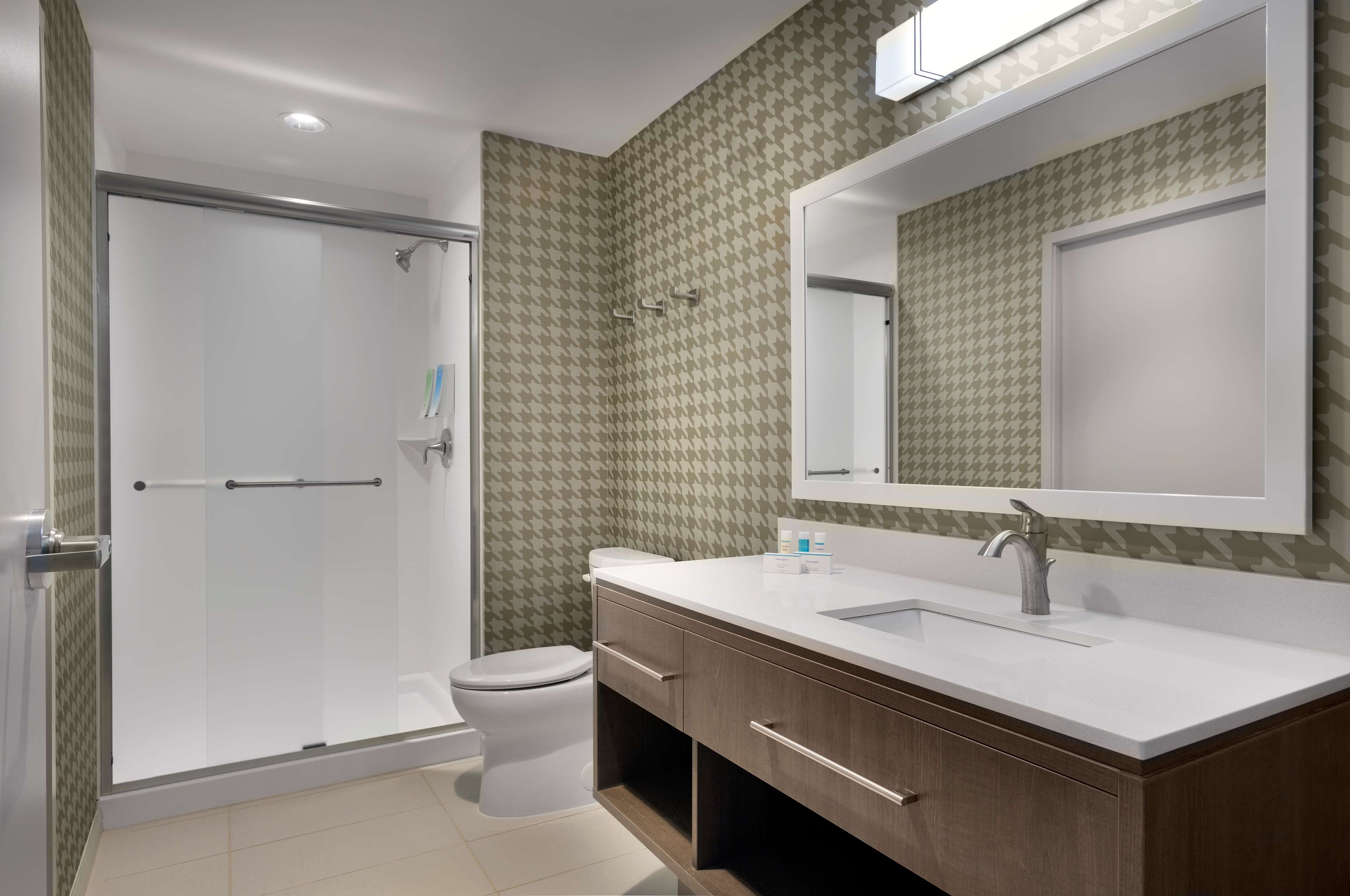 Home2 Suites by Hilton Charlotte Belmont, NC - Tap to explore photos