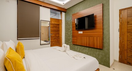 Lime Tree Hotel Near India Expo Mart Greater Noida Room Type - Executive Room With Free Wi-Fi