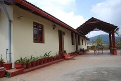 Coorg Hillcrest Homestay | Rooms & Caretaker