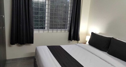 SPOT ON Bhyrava Comforts Room Type - Classic
