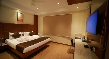 Amoha Hotel Room Type - Deluxe King Room