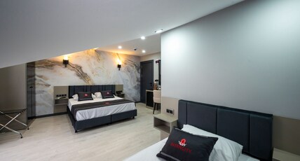 Intercity Hotel Istanbul Airport Room Type - Deluxe Triple Room Intercity Hotel Istanbul Airport Room Type - Deluxe Triple Room