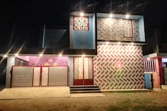 SHI Thanjai 2BHK Spacious house Big temple