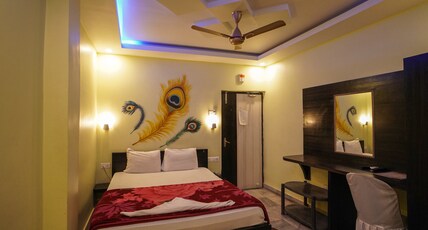 Hotel Shantinivas Room Type - DELUX AC DOUBLE BED