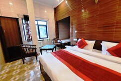 Hotel Holy City