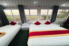 Sishwar Chitwan Tiger Resort Nepal