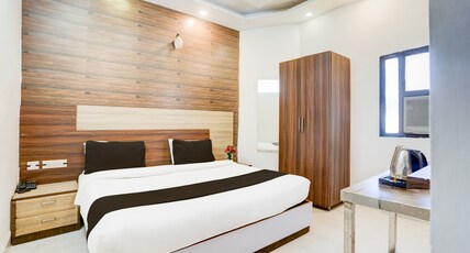 Hotel O by OYO Chandigarh Highway Near Prabhat Road Room Type - Classic Hotel O by OYO Chandigarh Highway Near Prabhat Road Room Type - Classic