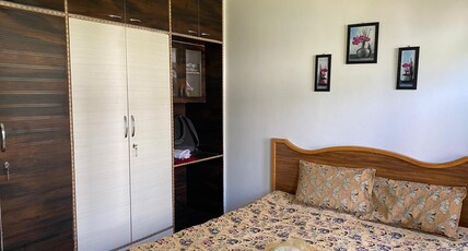 Sumbal Homestay Room Type - Bedroom 1