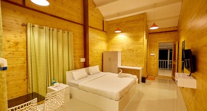 Cherry Loft | Rooms in a Villa Room Type - AC Suite Room