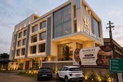 Viz Park Hotel - Business Hotel & Banquet, GIDC Anand