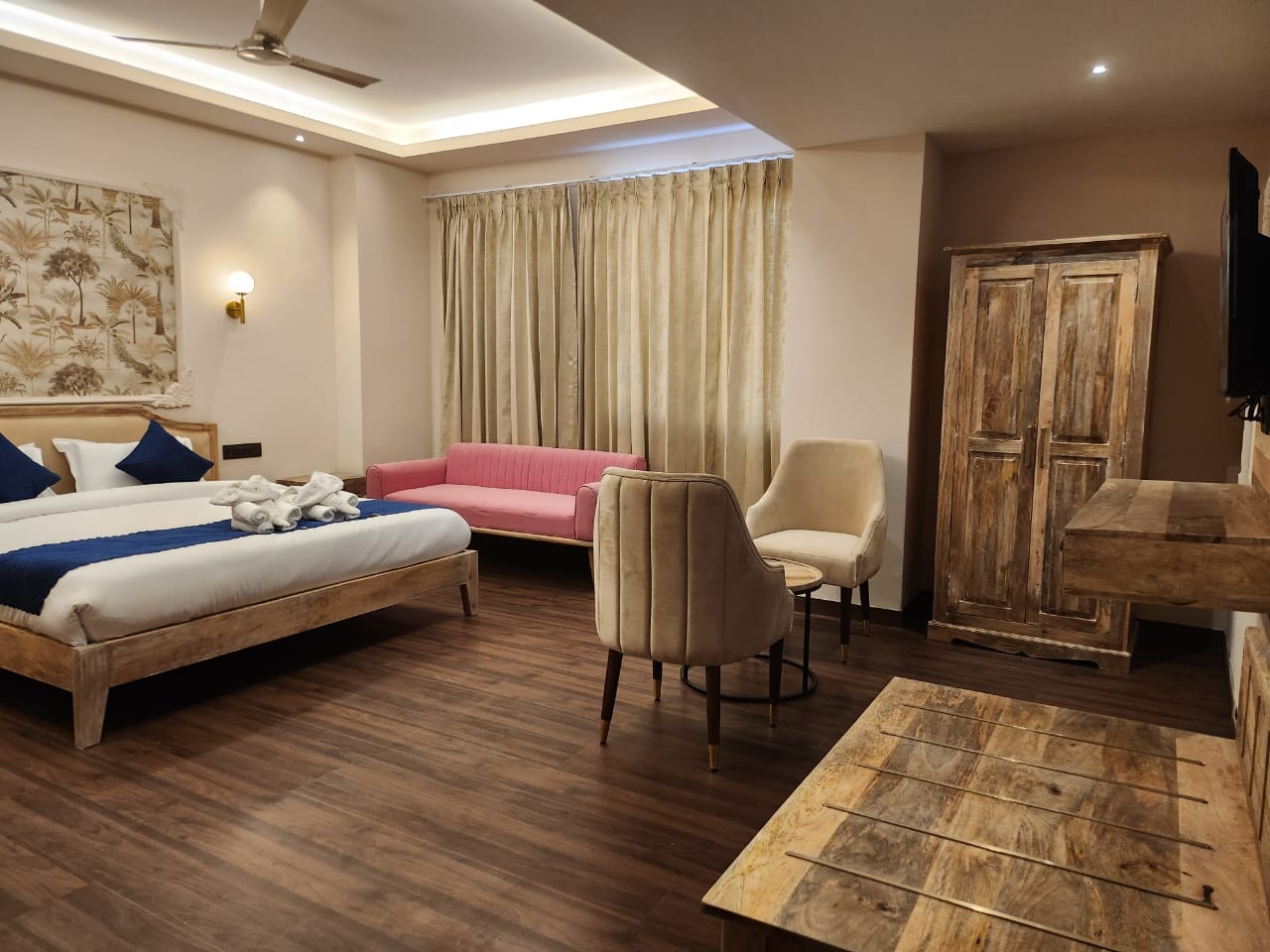Infinia Stays A Luxury Boutique Hotel - Tap to explore photos