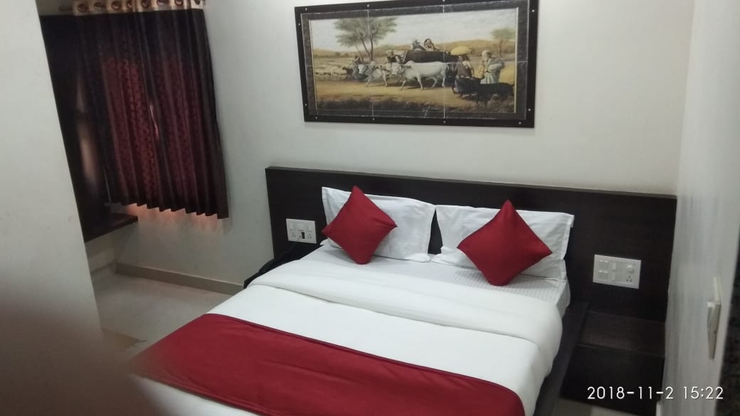 Hotel Gayatri - Tap to explore photos