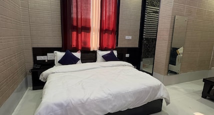 The Greno Hotel Expo Inn Room Type - Deluxe room The Greno Hotel Expo Inn Room Type - Deluxe room
