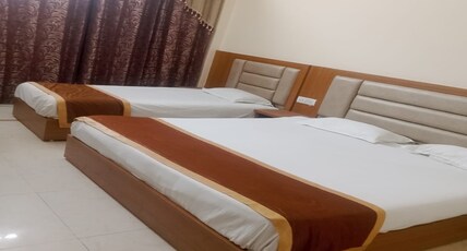 HOTEL PARK IN Room Type - Triple Bed Room