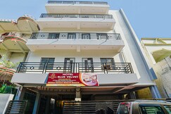 Super Hotel O Abhiyanta Nagar Formerly Blue Velvet