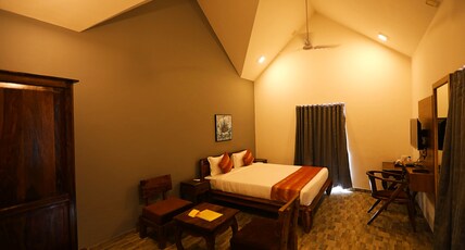 Flora Riverside Room Type - Deluxe Room