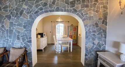 Cold Stone Villa a cozy escape above the clouds Room Type - Cold Stone Villa a cozy escape above the clouds