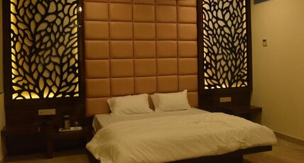 UTSAV HOTEL & RESORTS Room Type - Suite Room