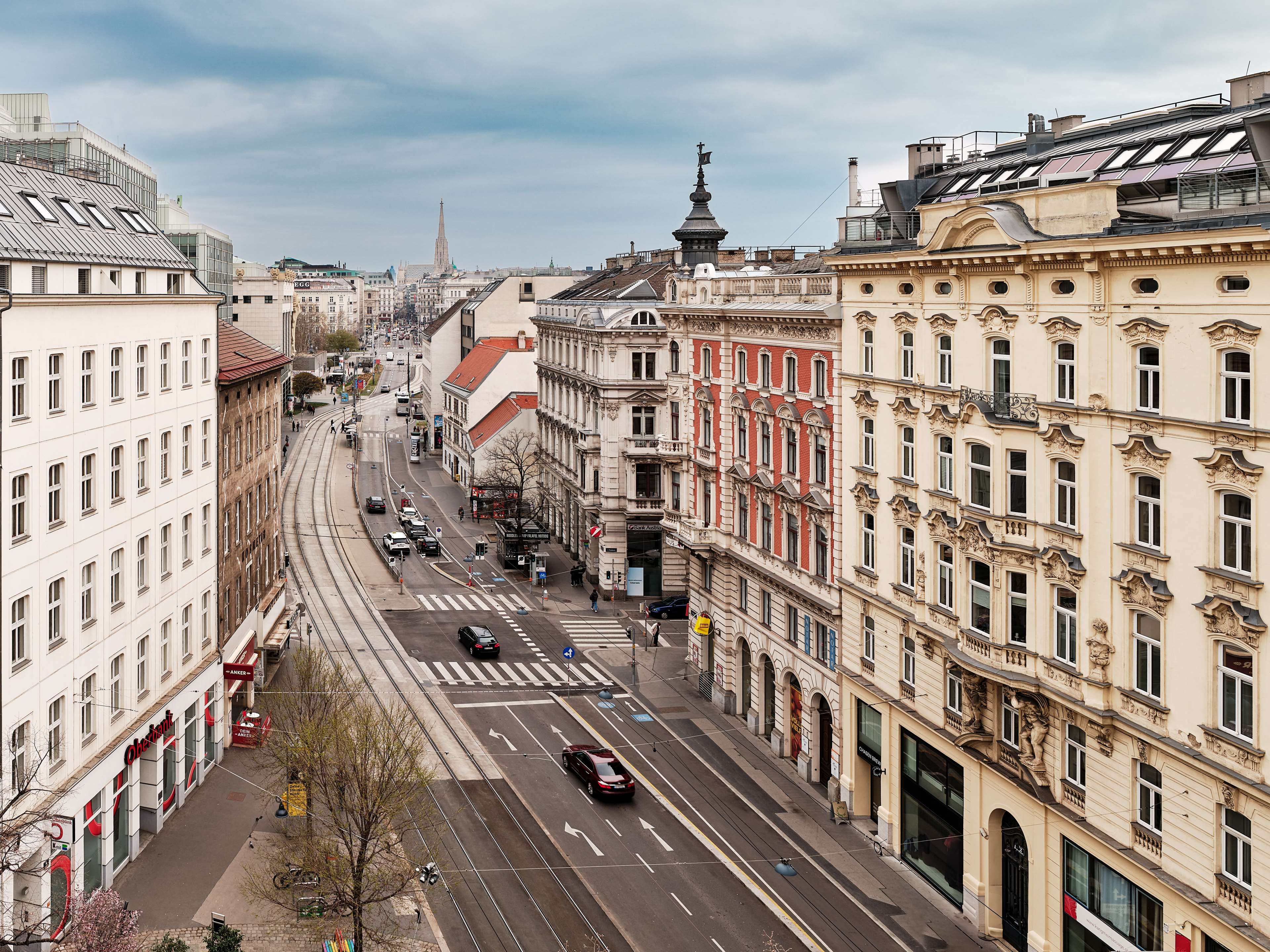 Radisson Blu Das Triest Hotel, Vienna - Tap to explore photos