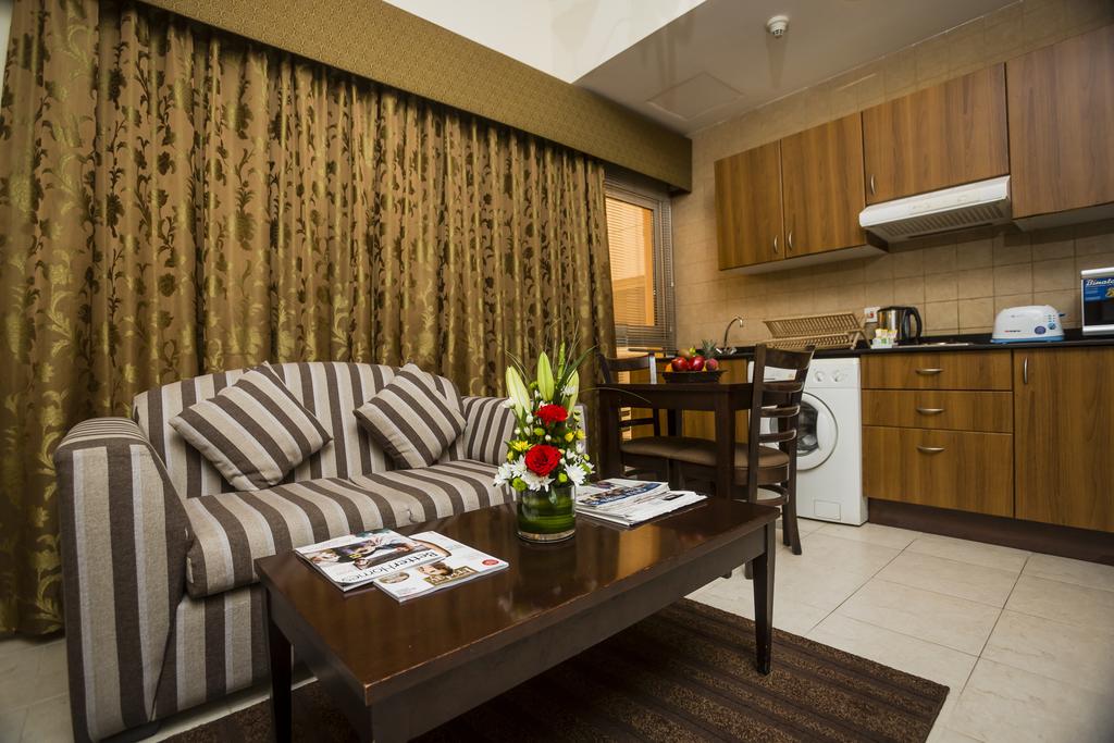 Arabian Dreams Hotel Apartment Bur Dubai - Tap to explore photos