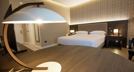 Doubletree by Hilton Pointe-Noire Room Type - KING SUPERIOR ROOM W  VIEW