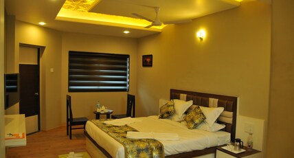 PRABHU RESIDENCY Room Type - GOLD Room NON AC