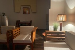 Cozy 1BHK with Lawn in Sec39 near Golf Course Metro Station