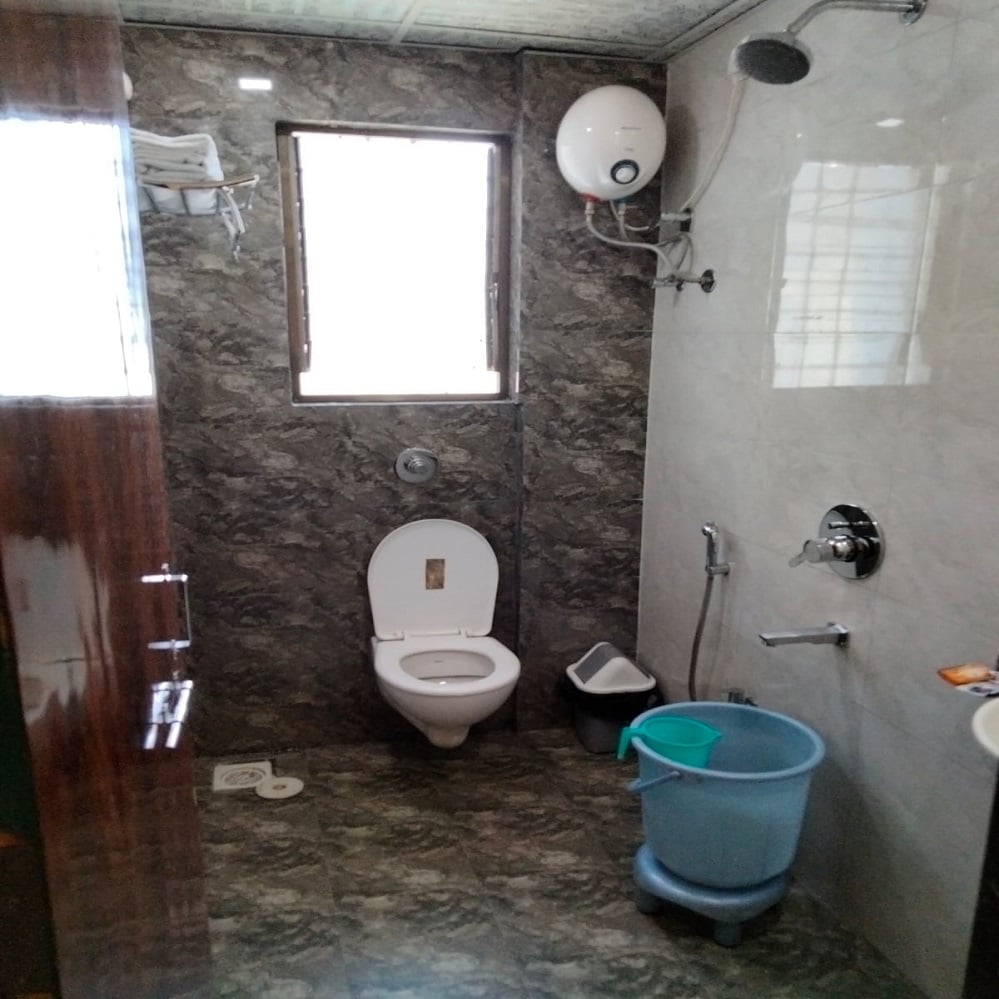 Hotel Key Inn - Tap to explore photos