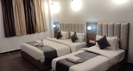 Ab Tropical Stays Room Type - Family Executive Room