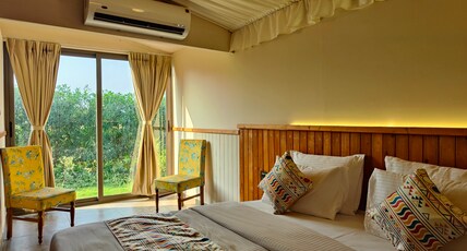 Nirvana Resort and Restaurant Room Type - Royal Cottage with private garden