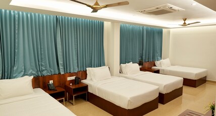 LE ROYALE PALACE Room Type - Deluxe Quadruple Room