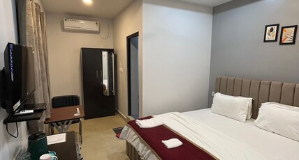 S.B LODGE Room Type - Super Dluex room
