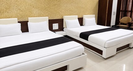 Hotel Bansidhar Room Type - 4 Bedded Family AC Room