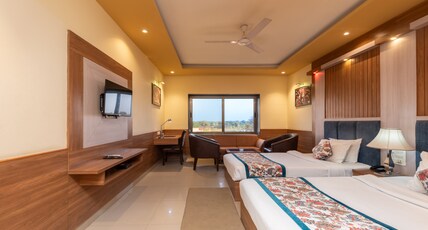Hotel Kaushal International Room Type - Executive Deluxe Room