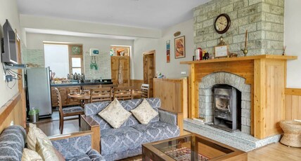 The Green Mountain Lodge Room Type - Double Bed Room with Balcony